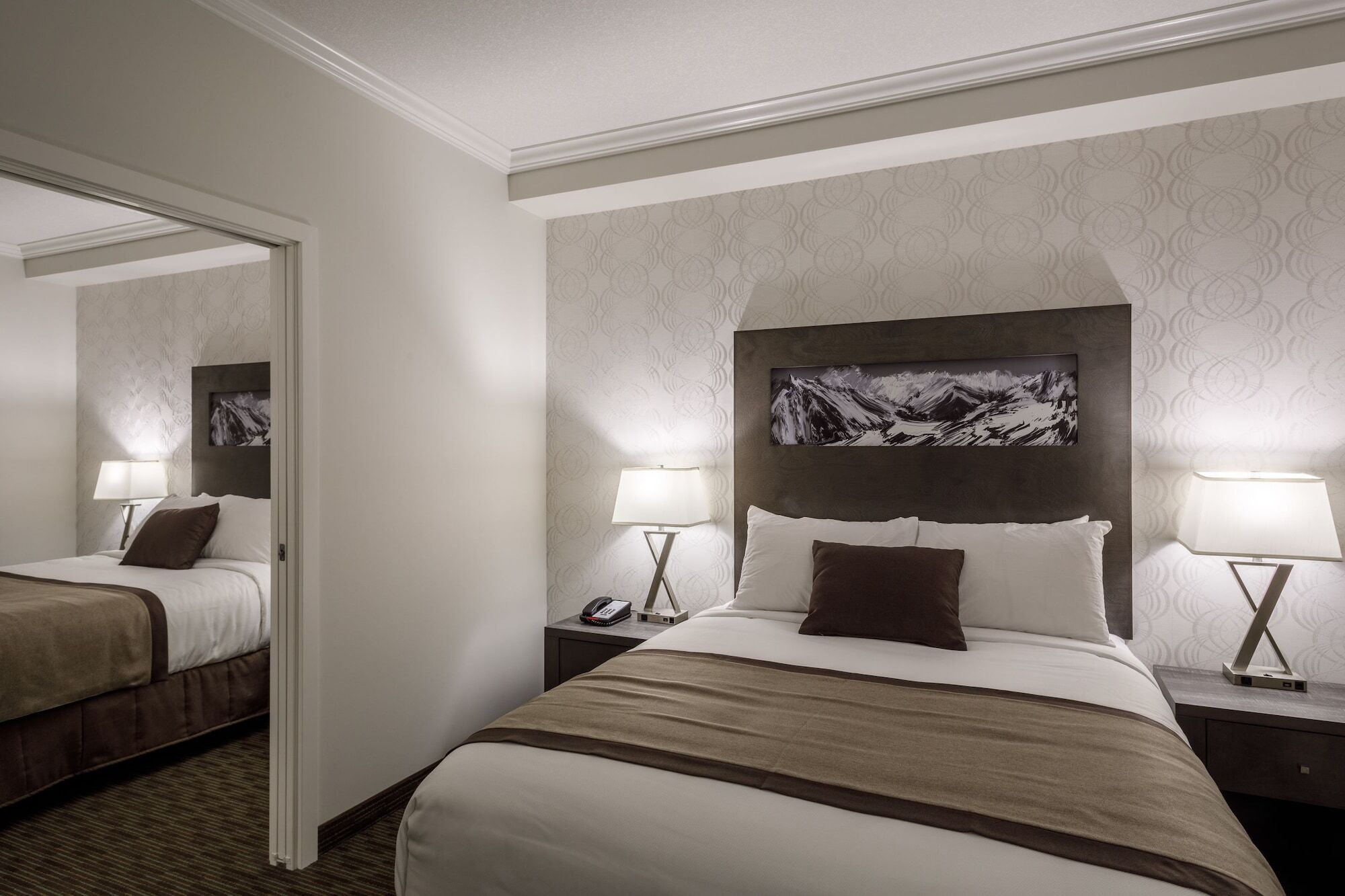 Ramada by Wyndham Revelstoke Hotel Eksteriør billede